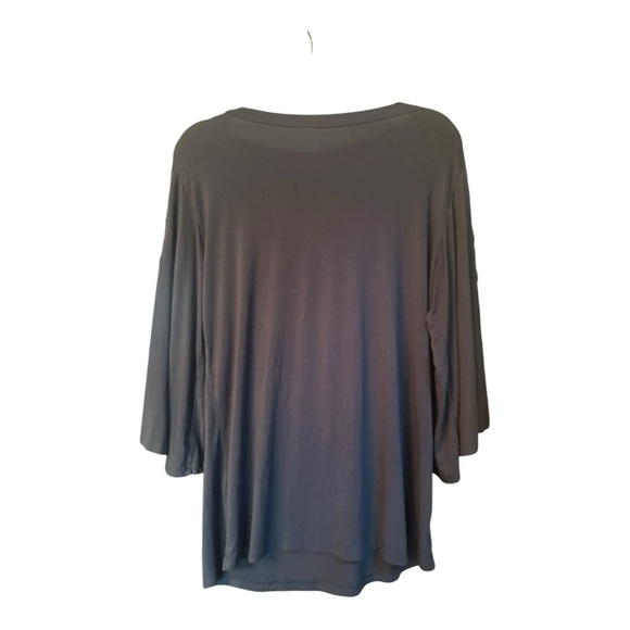 Amaryllis Navy Blouse Size Medium (M) - Picture 2 of 5